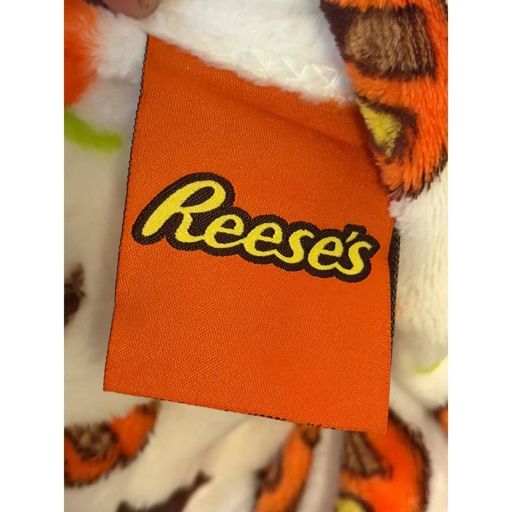 Reeses Halloween Oversized Plush Throw Blanket Pumpkin Skull Bat 60x70 NEW